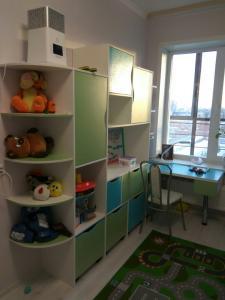 Комплект детской мебели: зеленый/аква